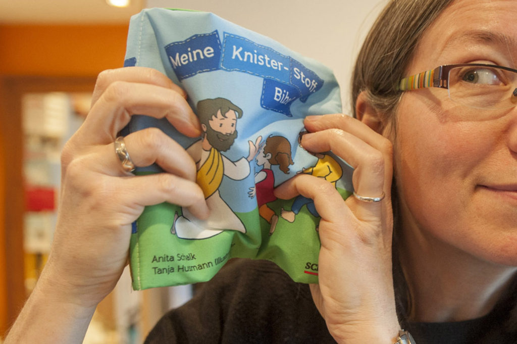 Meine Knister-Stoff-Bibel